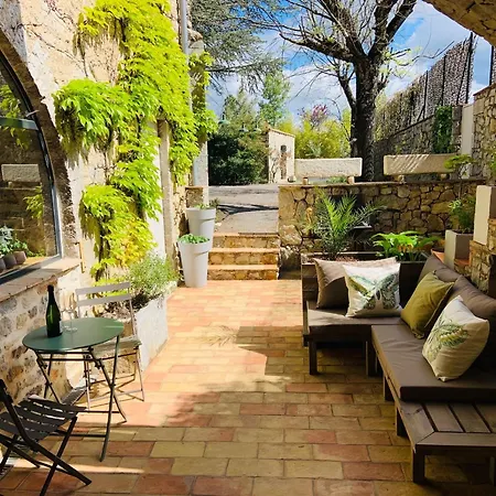 Relais De Poste South Ardeche Apartment